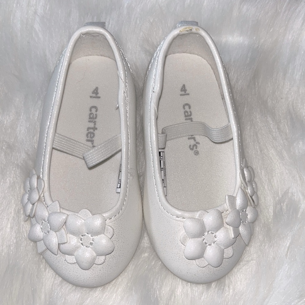 Baby Shoes w Floral Detail